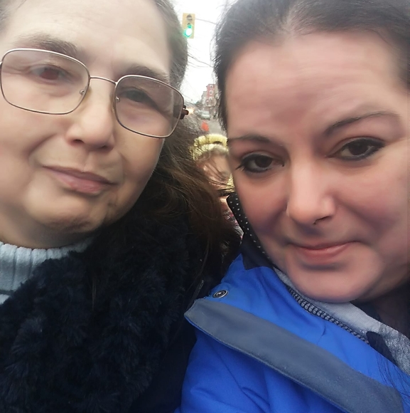 Meet your Posher, Vicky - Picture 1 of 1